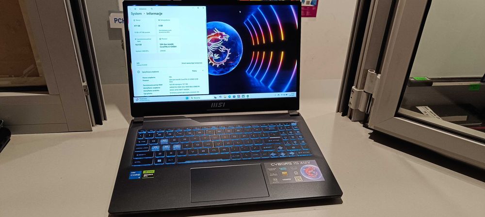 Laptop Gamingowy MSI „Cyborg” (15 A12VE-057PL) 12gen./GeForce 4050 GTX