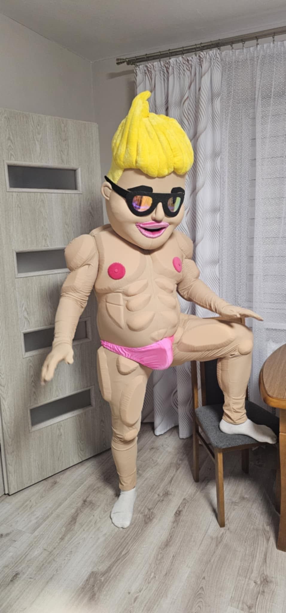 Maskotka tancerz Ricardo