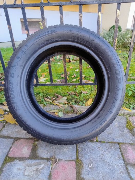 205 55 16 Dunlop Winter Sport 5