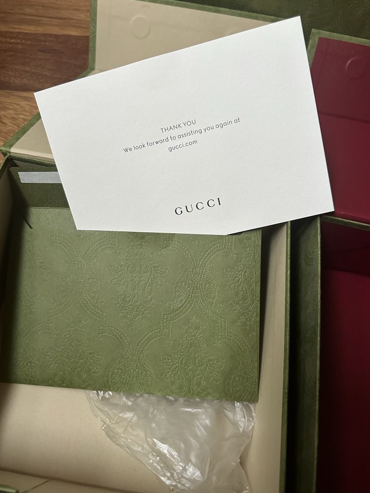 Gucci oryginlane komplet pudelka i torebka