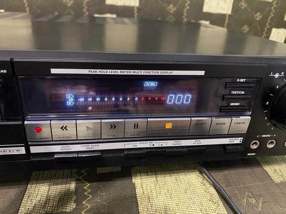 Магнітофон, касетна дека Grundig CF-7500