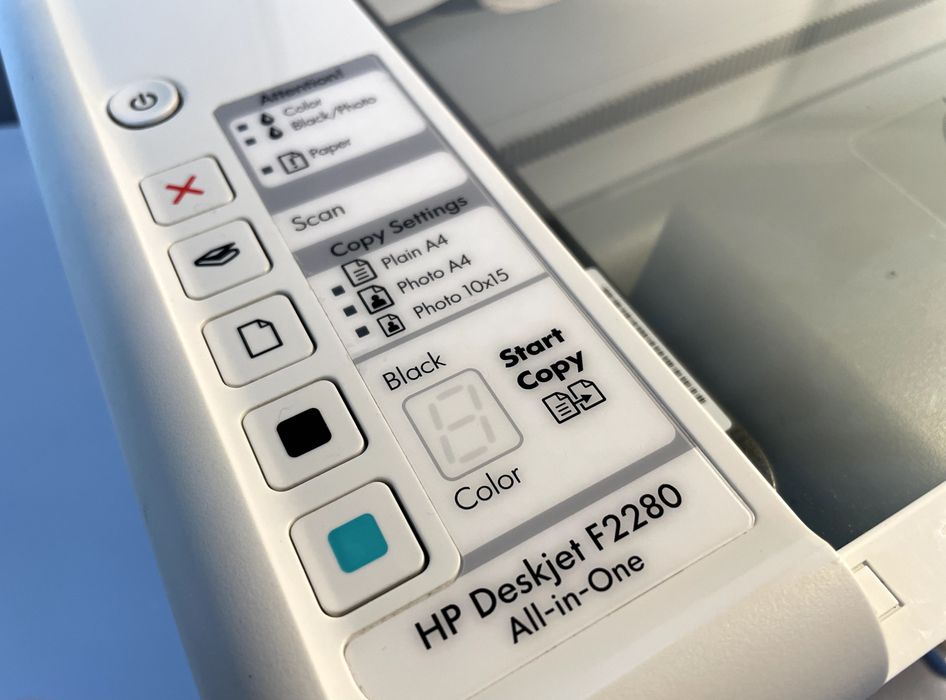 "Impressora HP DeskJet F2280 Completa - com Oferta de Tinteiro