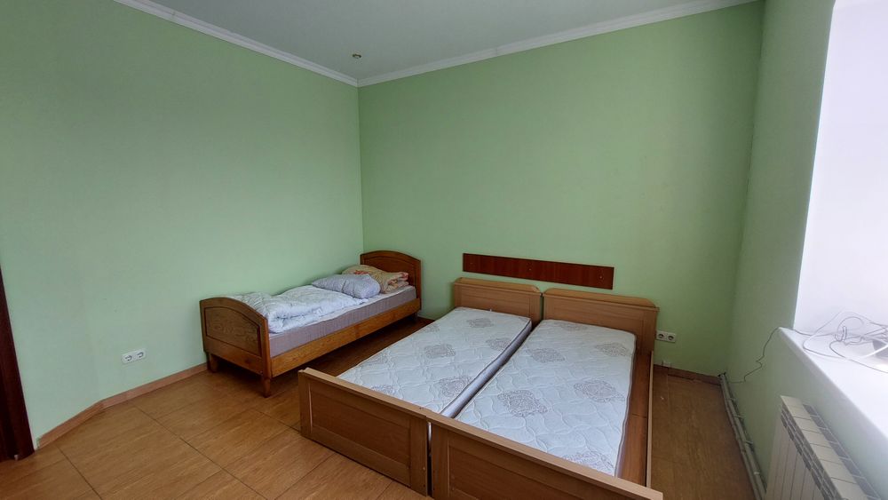 Оренда частини будинку. Вул.Покровська.