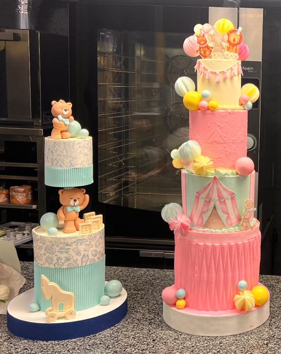 Торти та капкейки на замовлення