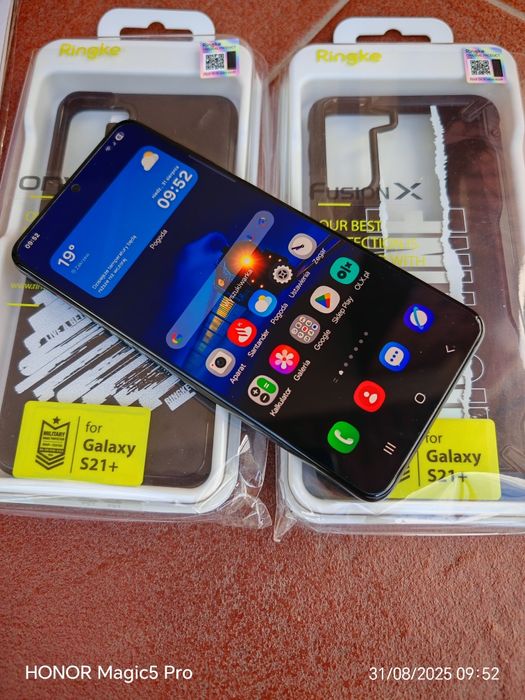 Samsung Galaxy s21 plus