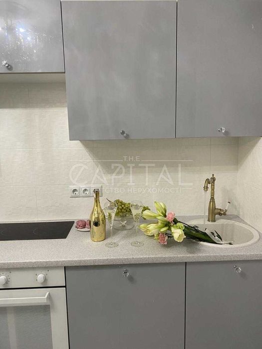 Продаж квартири з якісним ремонтом, Солом'янський район