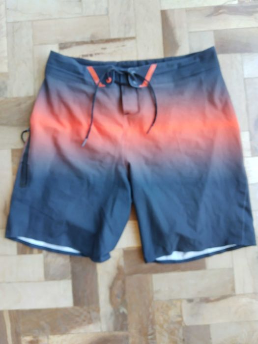 Calções de praia de homem