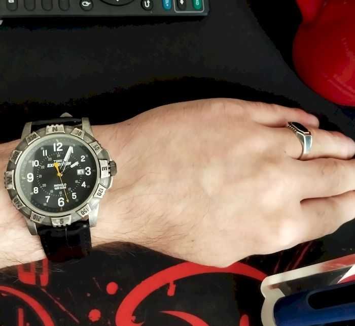 часы Timex Expedition