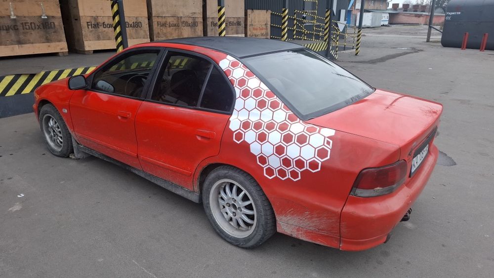 Міцубіші голанд 8