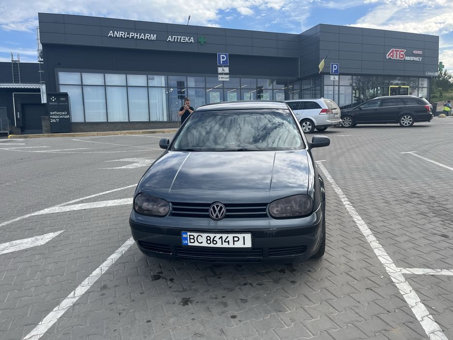 Volkswagen Golf 4