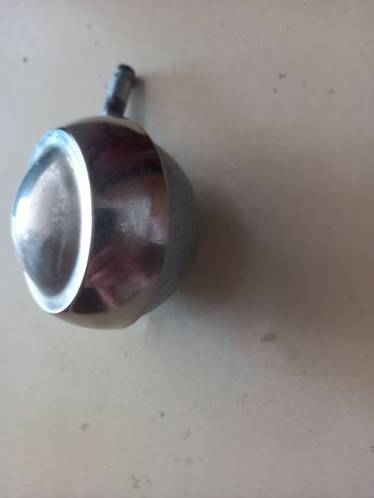 Kółko do fotela,pufy,wersalki metalowe ,używane w idealnym stanie,