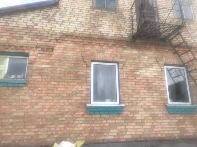 Продам часть дома лесном р-не /Пуща Водица /лес и озеро!