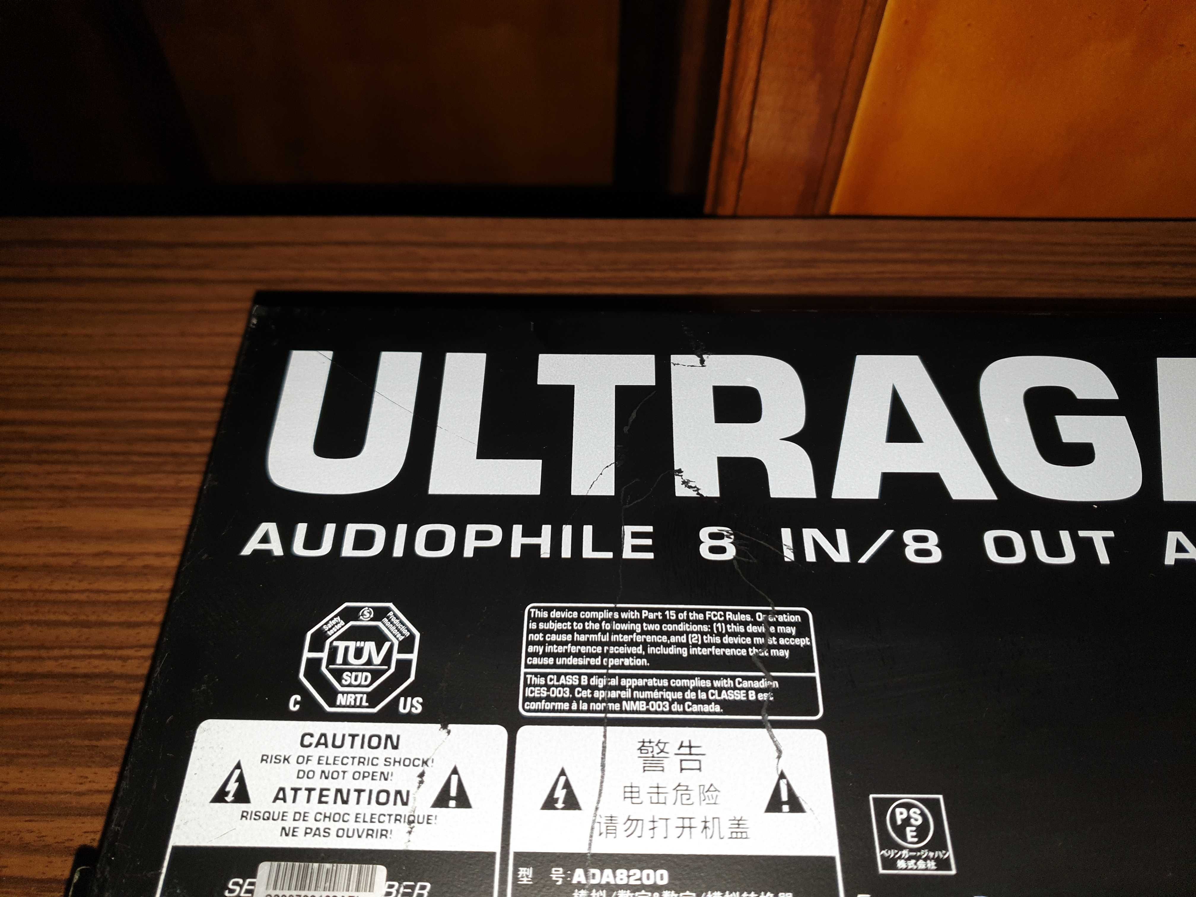 ADAT - Behringer ADA 8200