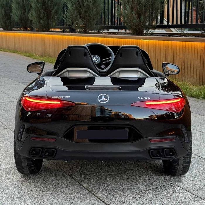 Samochód MERCEDES AMG SL KLASA 24V 800W Auto Motor Akumulator 2 DZIECI