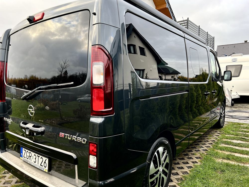 Opel vivaro super stan jak nowy ZADBANY