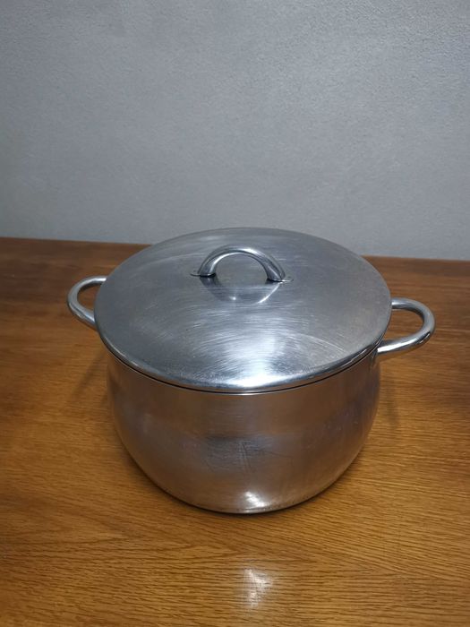 3 Panelas INOX marca Silampos
