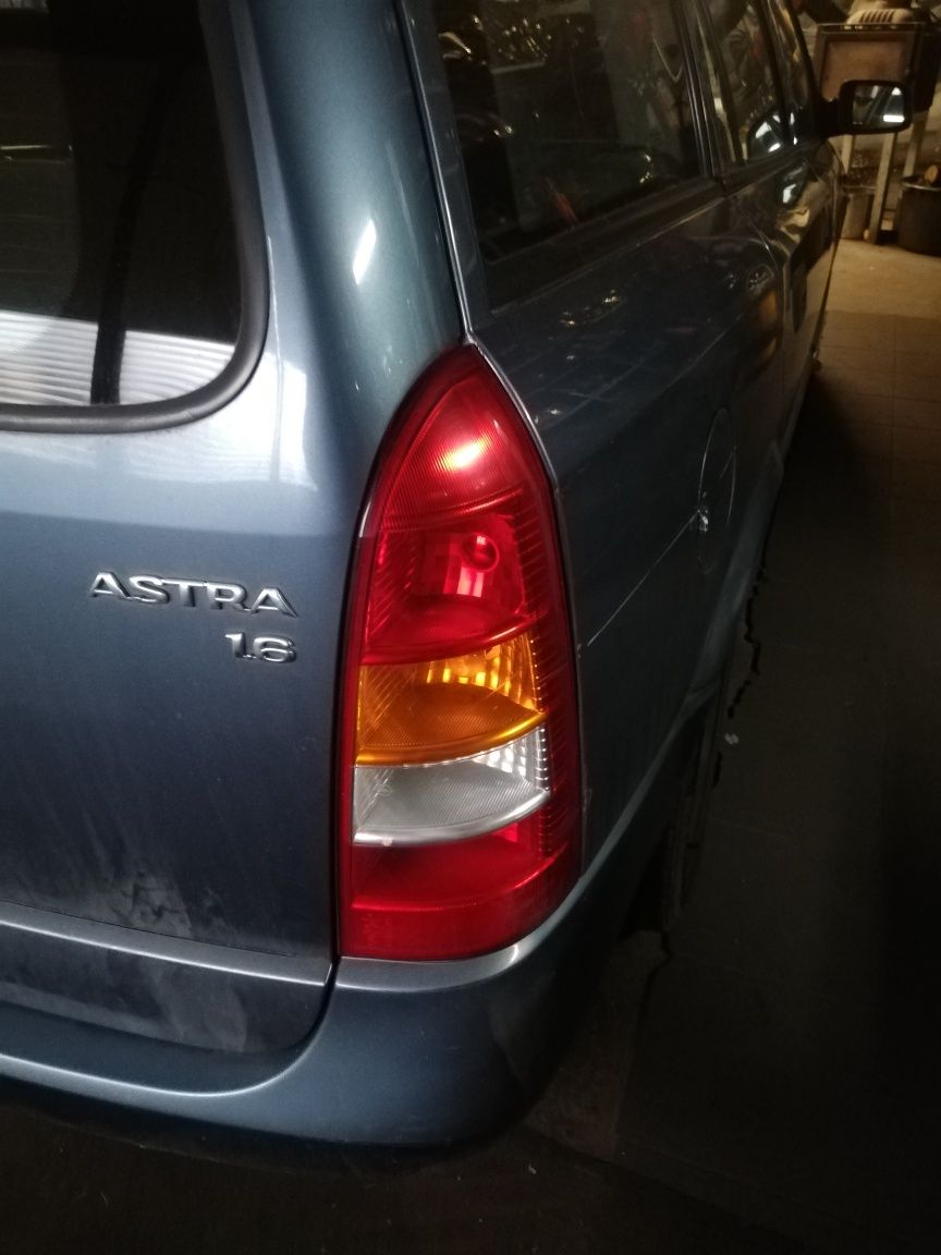 Lampa tył Opel Astra g kombi