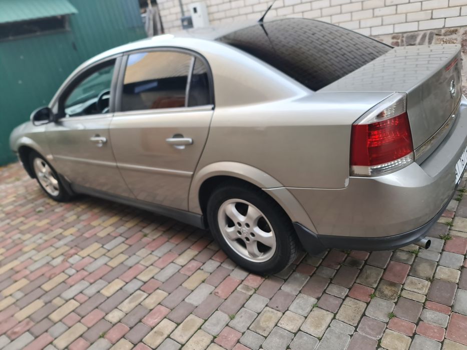 Вектра Ц 2.2 бензин