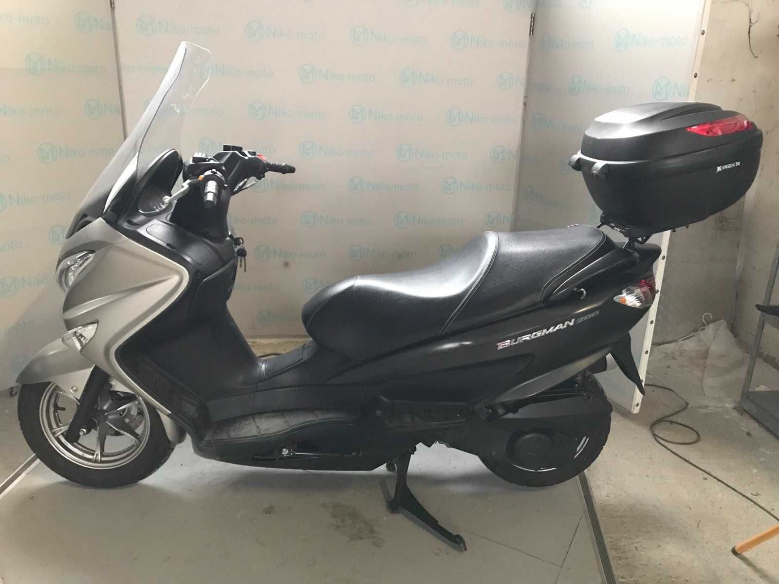 Макси скутер Suzuki Burgman 200 2017г