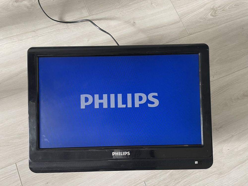 Продам телевизор Philips 19PFL3404/12