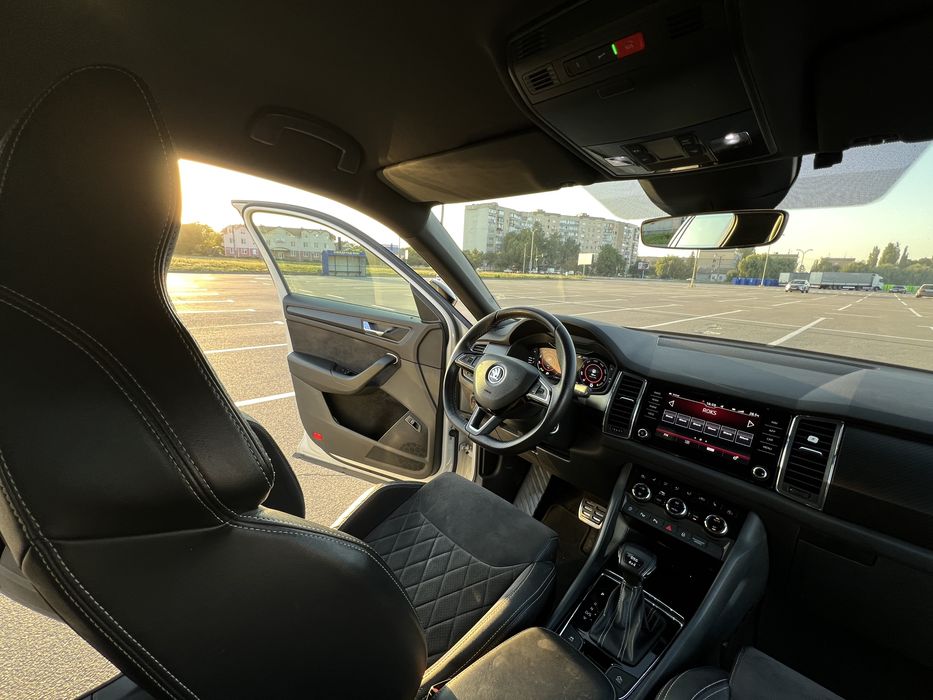 Продаю машину Skoda Kodiaq в ідеальному стані
