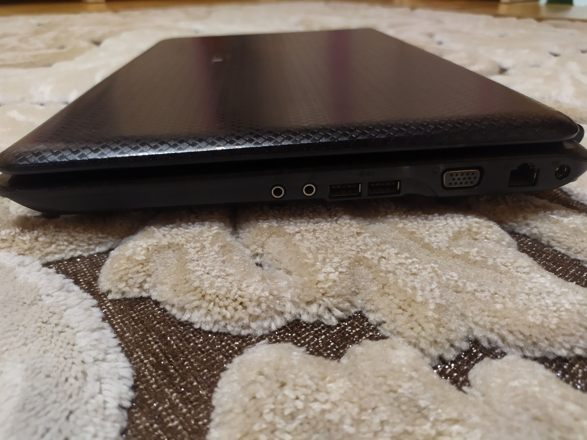 Ноутбук  Asus P50ij