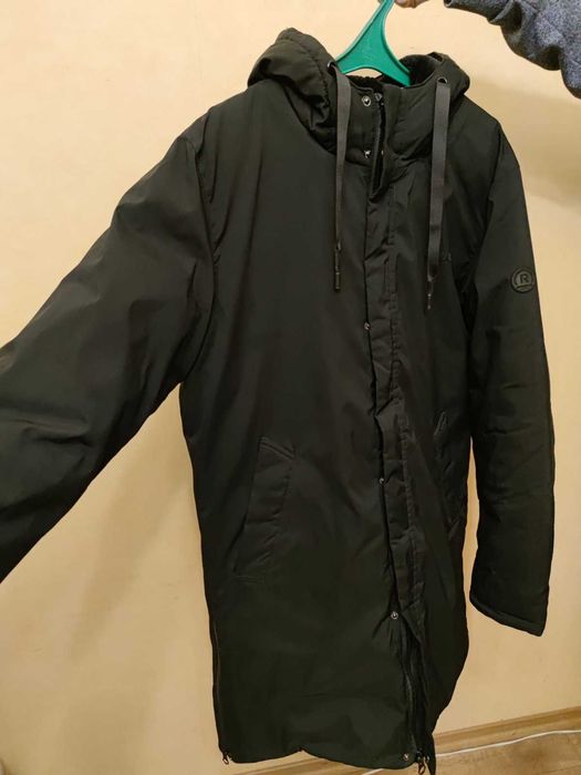 Чоловіче зимове пальто