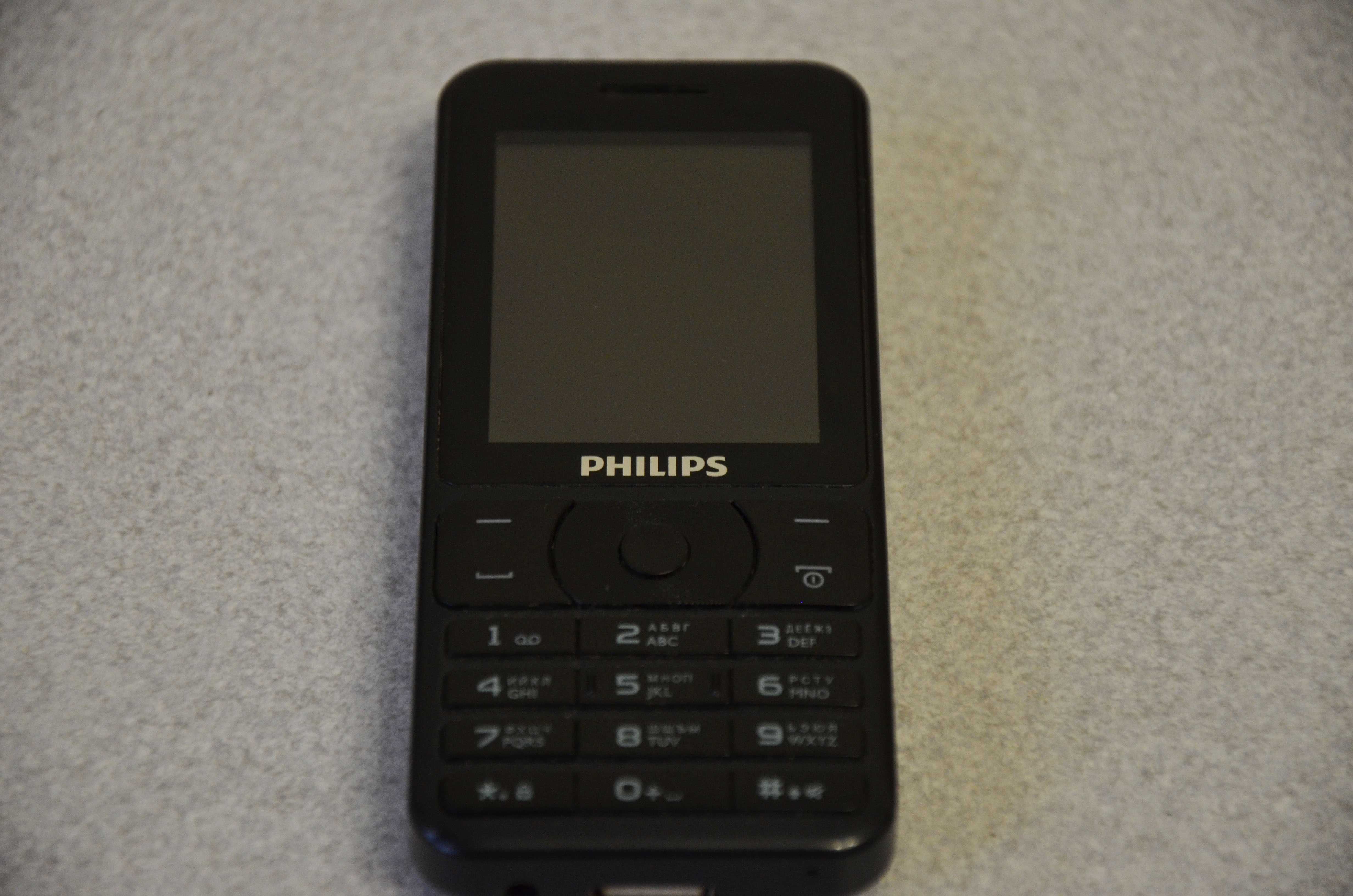 Телефон Philips Xenium E181