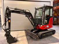 MINI GIRATORIA XN28C RHINOCEROS  MOTOR KUBOTA PROFISISONAL