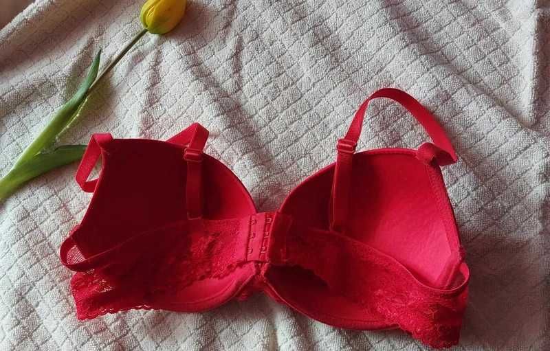 śliczny biustonosz usztywniane miseczki 70/C