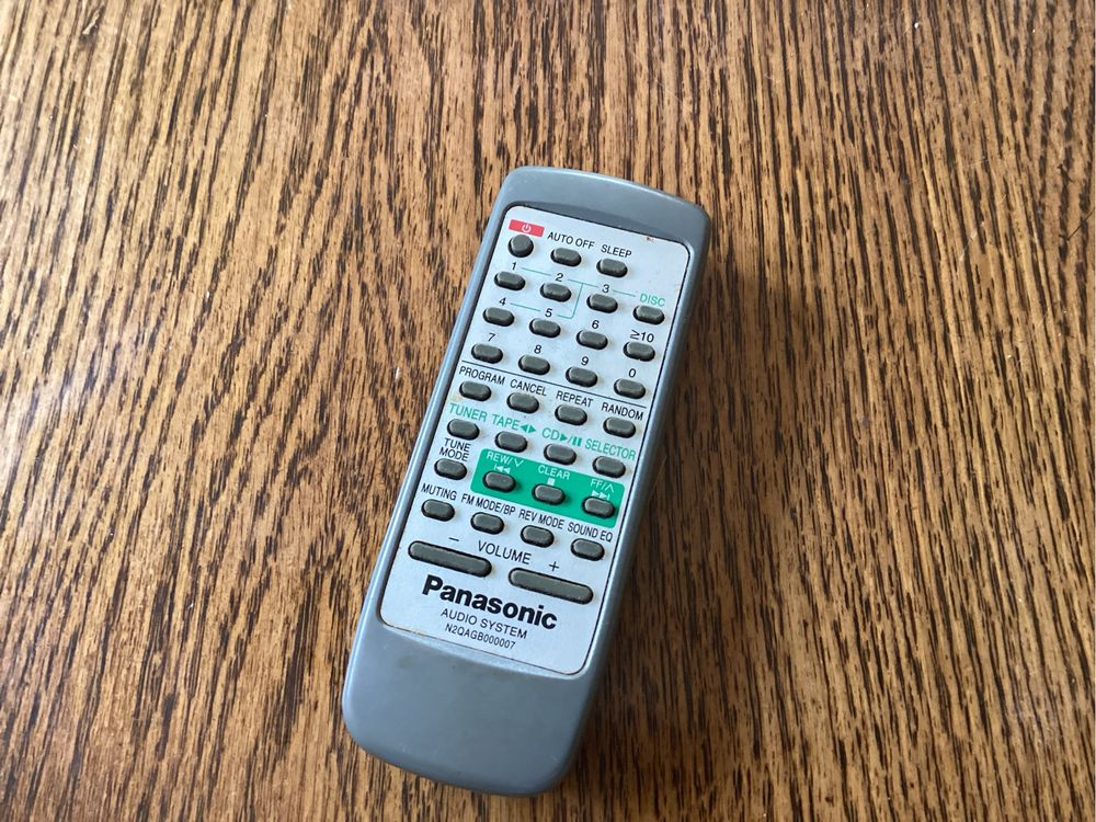 Музикальний центр Panasonic.