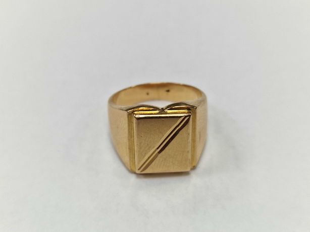 Złoty sygnet/ ~~ 750/ 12.59 gram/ R13/ Lite złoto