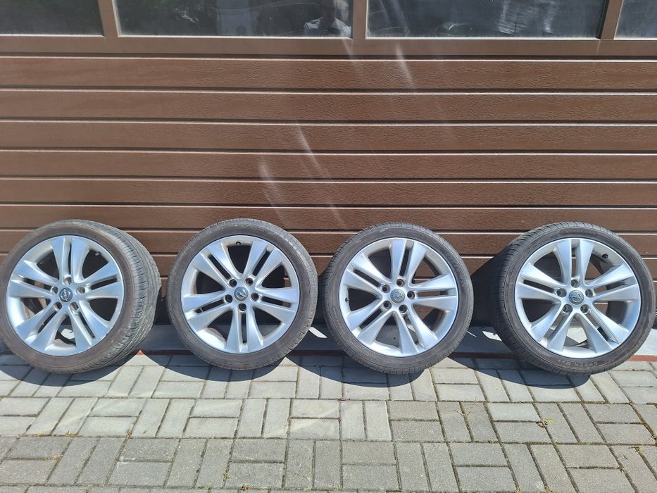 Felgi aluminiowe koła Opel Astra J Insignia a 245/40 R18 22 rok