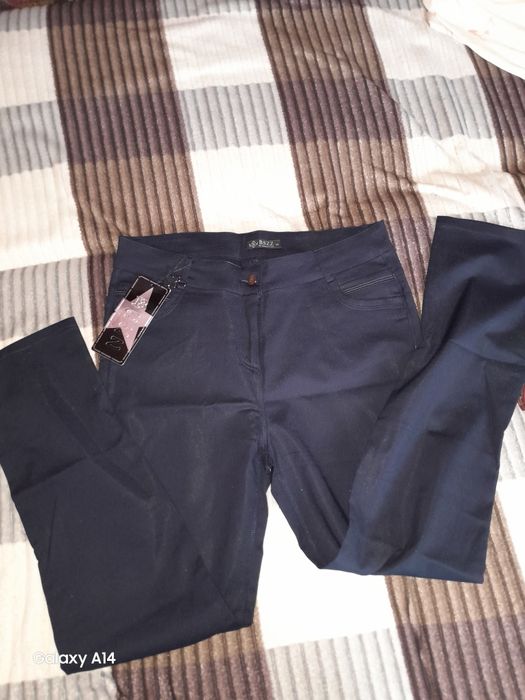 Продам нові брюки,33 розмір.