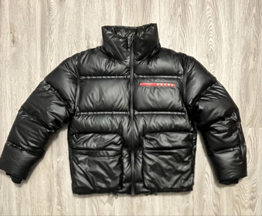 Пуховик Prada milano