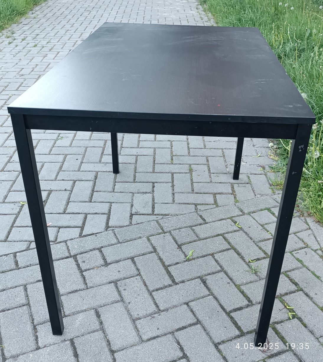 Stół Ikea na stalowej ramie 110 na 67 na 75