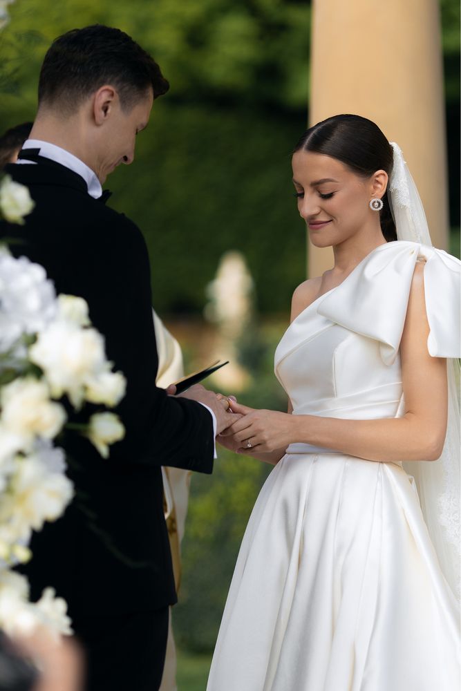 Suknia ślubna PRONOVIAS nicosia XS S