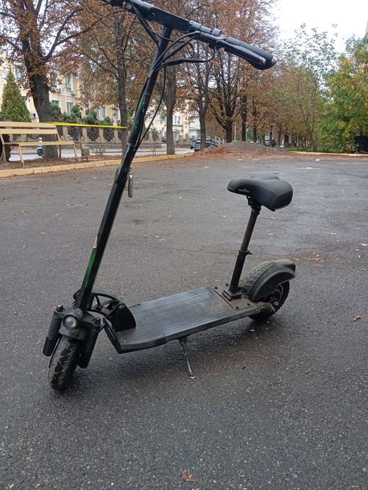 Продам електросамокат