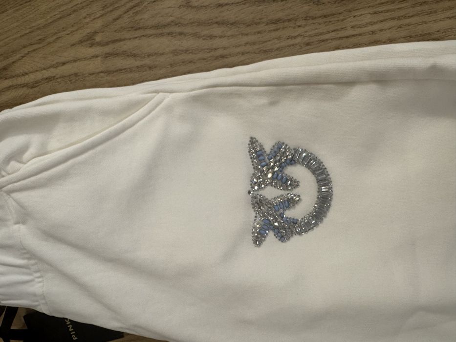 Dres Pinko biały komplet z kryształowym logo rozmiar S 36
