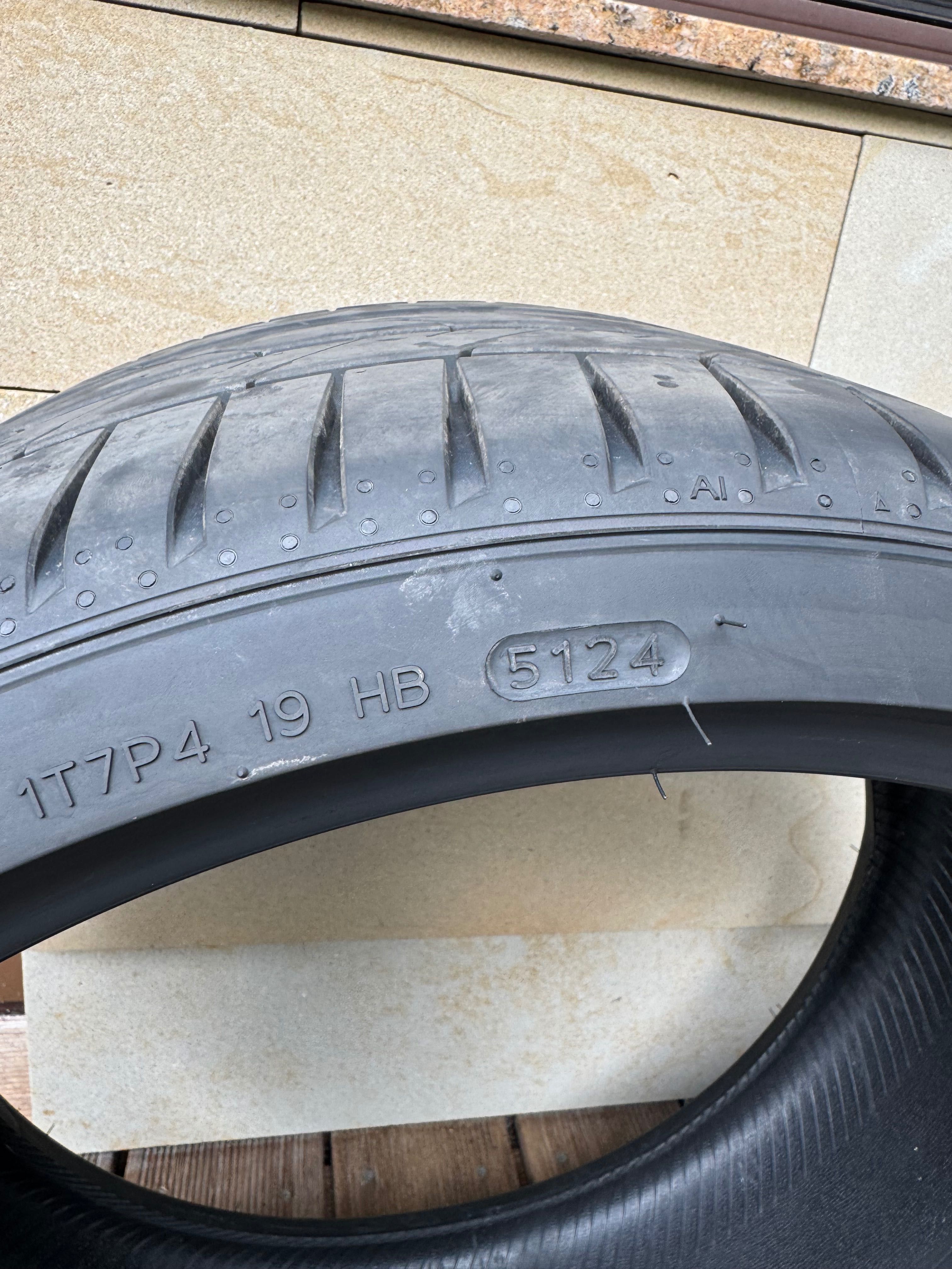opony Hankook 255/30R19 - 2 szt NOWE