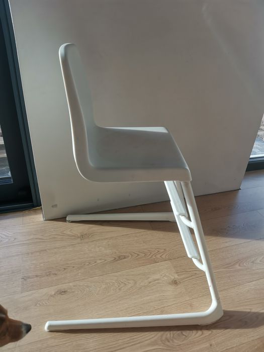 Krzesło krzesełko dla dziecka