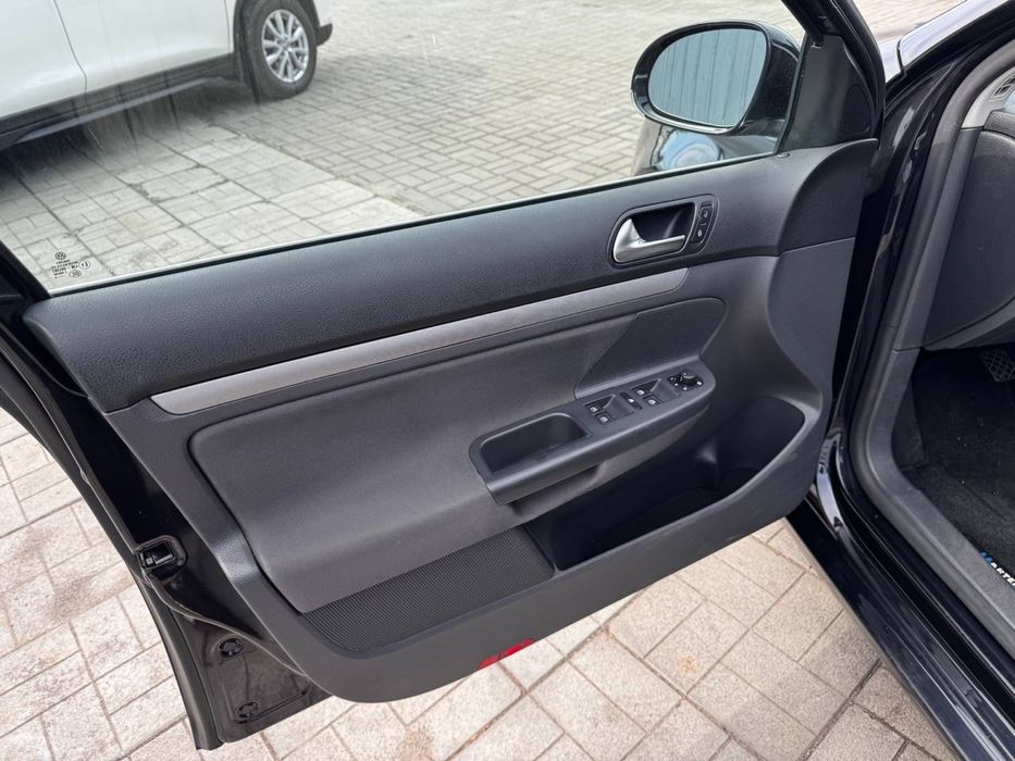 Продам Volkswagen Golf 2009г., 1.4 бензин. Свежепригнан. Обмен, Лизинг