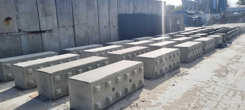 Bloki betonowe, klocki, ściany oporowe 180x60x60