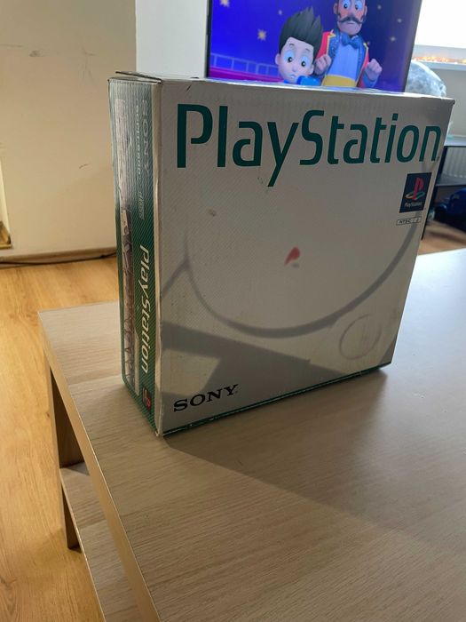 PlayStation 1 SCPH-5500 NTSC J Import z Japonii, zestaw