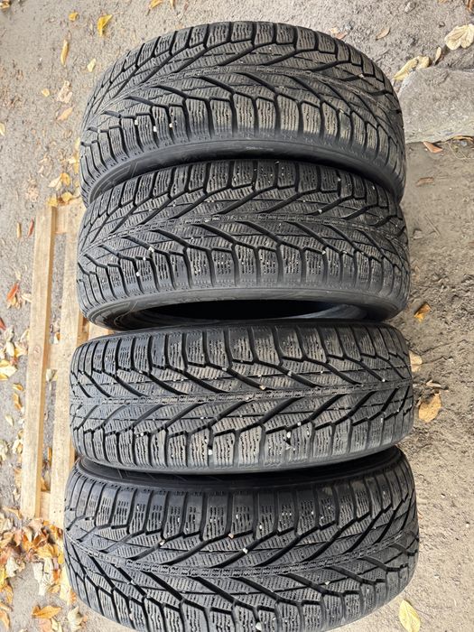 225 60 18 Nokian Hakkapeliitta