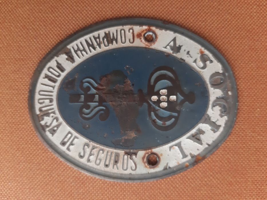 Chapa ou placa antiga de seguro - predio e automovel.