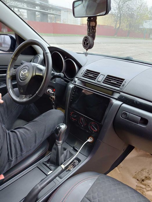 Продам авто МАЗДА 3