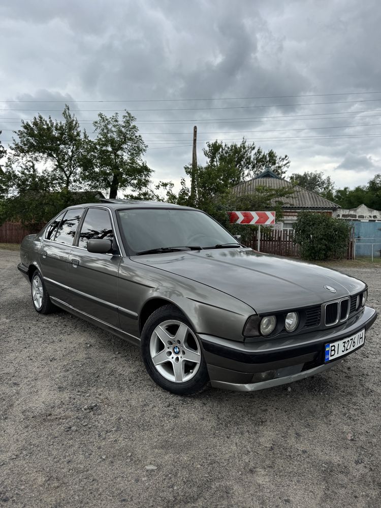 Продам BMW E34 520I м50б20