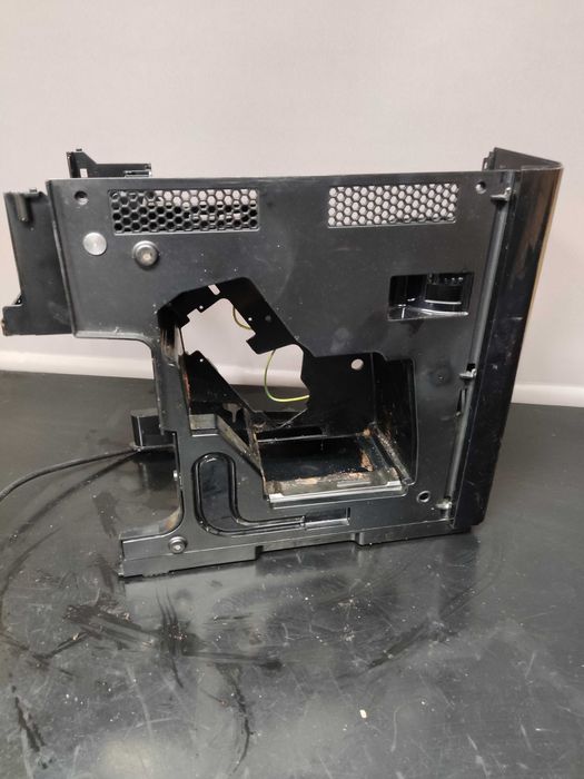 Miele CM61 kadłubek obudowa lewa prawa