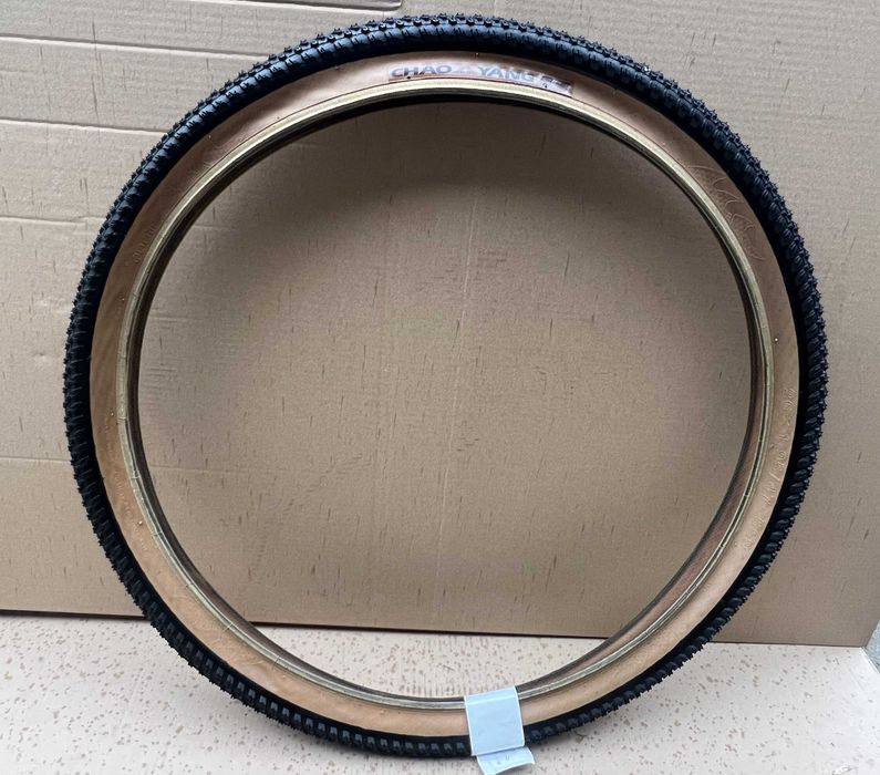 Opona 26" CHAO YANG 47-559 GRAVEL MTB NOWA 26x1,95"  Brązowy bok